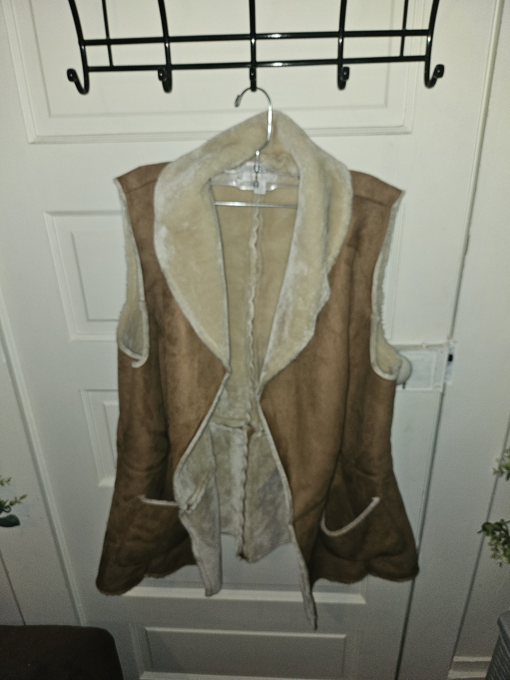 Sleeveless Faux Shearling Vest in Tan and Cream